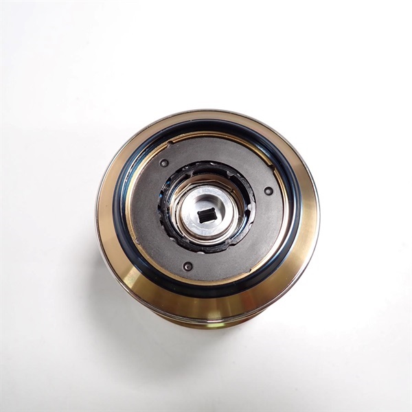 ２０ソルティガ１８０００スプール